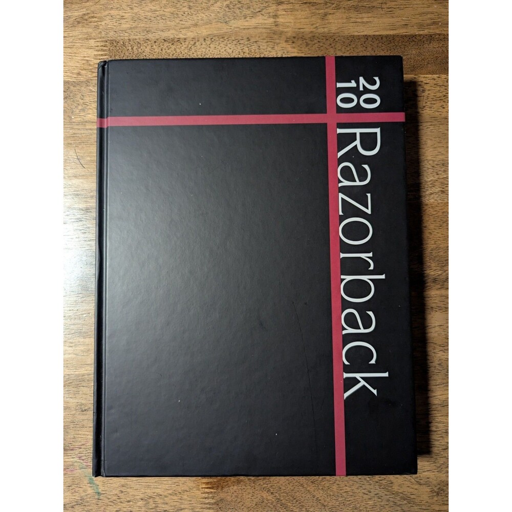 The Razorback: 2010 University of Arkansas Yearbook by Various authors Multi-Me
